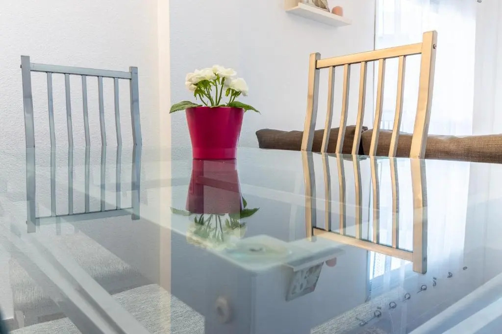 Flatguest Cicer - 3bdr + Balcony + Beach
