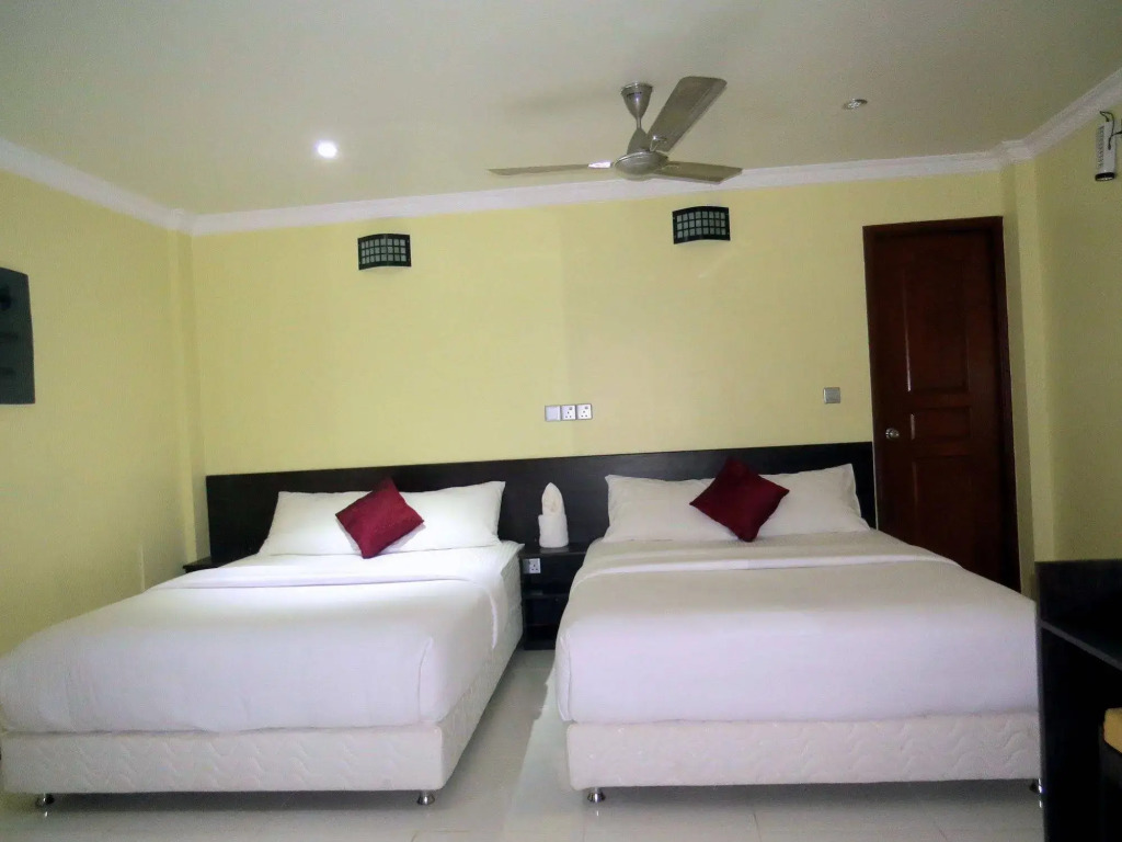 Coral Queen Inn
