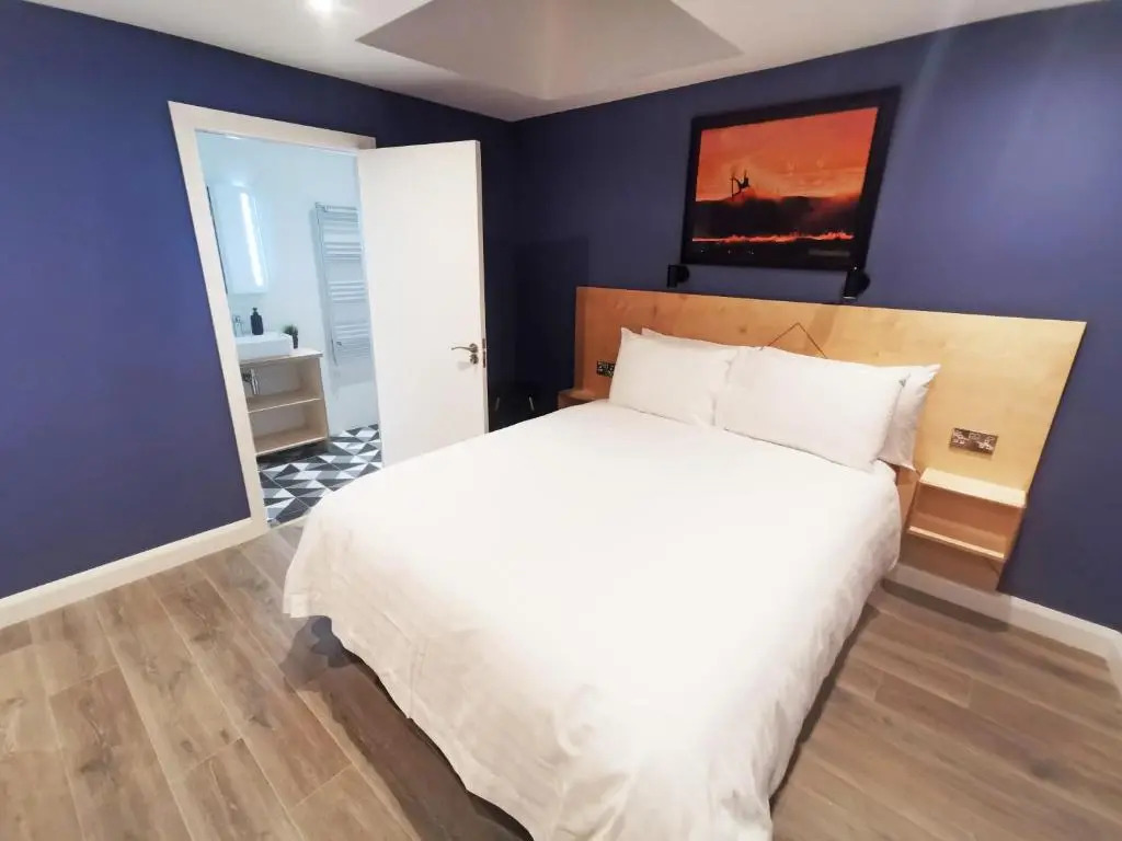 Port 56 Guesthouse
