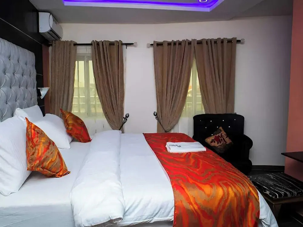 Bromford Hotel