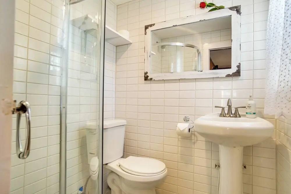 Hot Tub & Kayaks: Dog-friendly House in Yarmouth