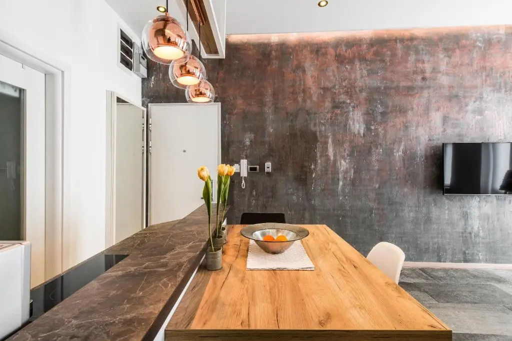 Max Luxury Apartments