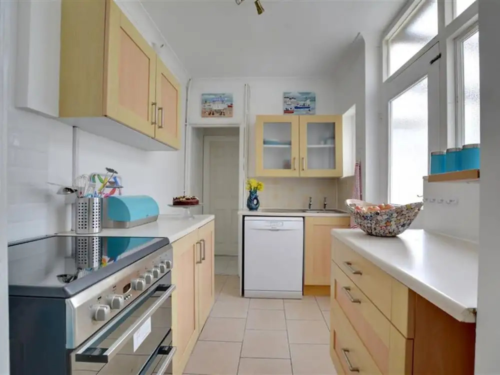 Bright Holiday Home in Broadstairs With Garden
