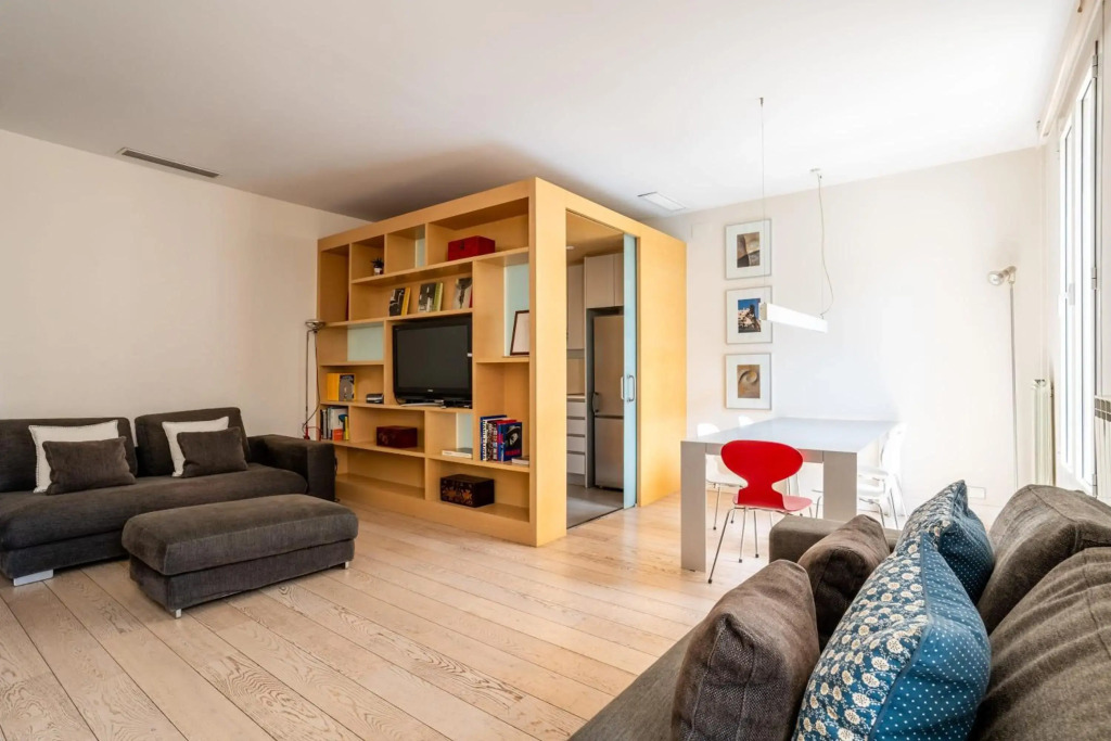Classy 3bed 3bath apartment in Eixample