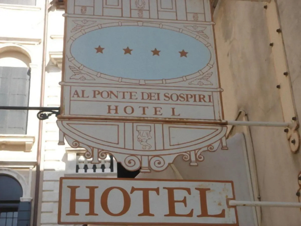 Hotel Al Ponte Dei Sospiri