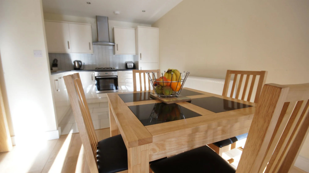 Lodge Drive Serviced Apartments