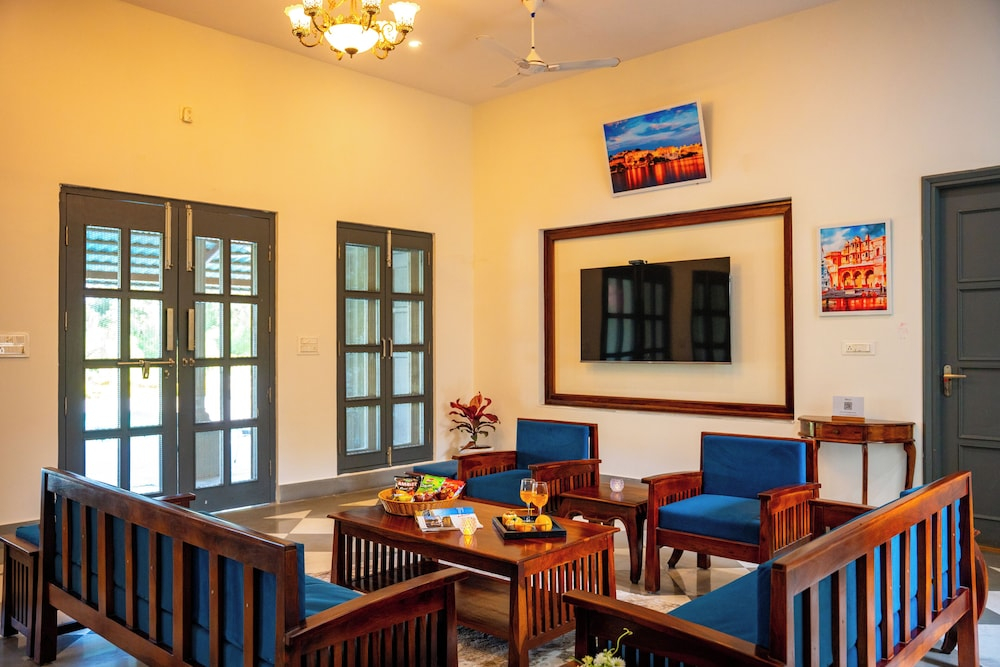 Alaya Stays Aravale Farm 4BHK Petfrndly