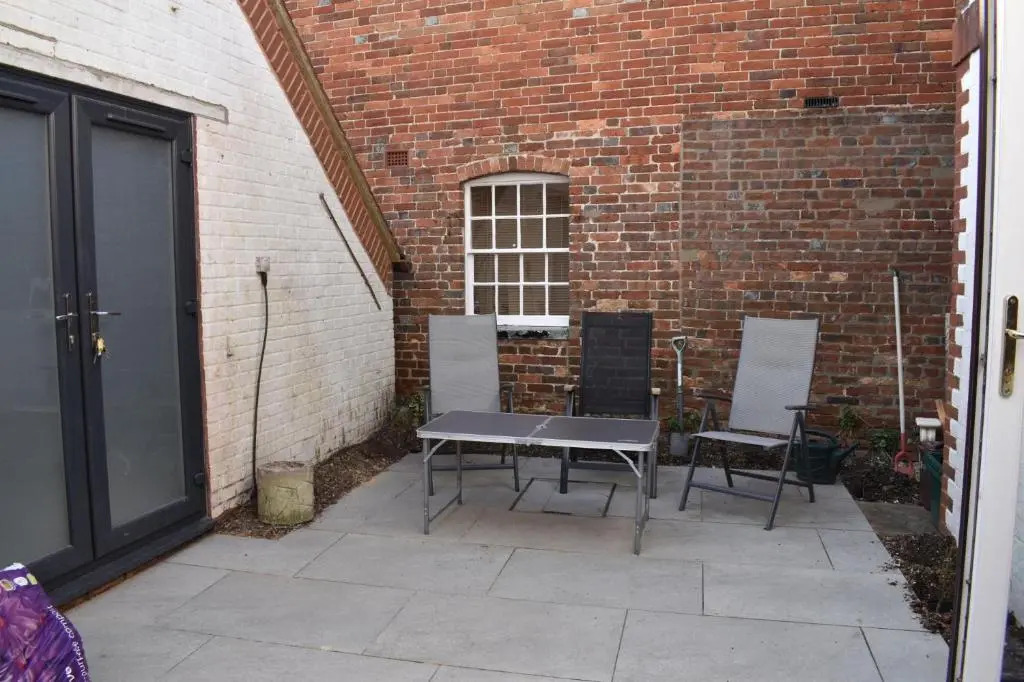 Town House in the Heart of Wimborne Minster
