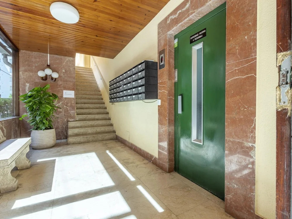 Urban Apartment in Salou near Playa Levant Sea Beach