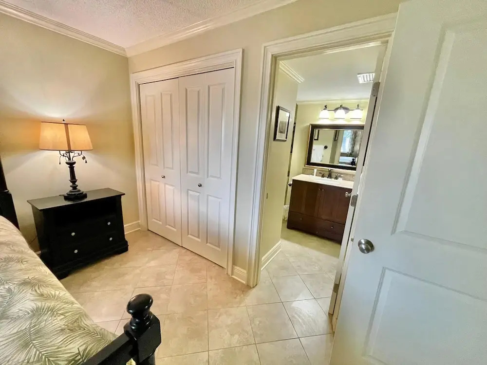 Mariner East Beach Resort Unit: 108 by Forehand Rentals