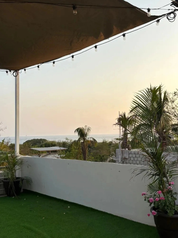 Cocos House Zicatela