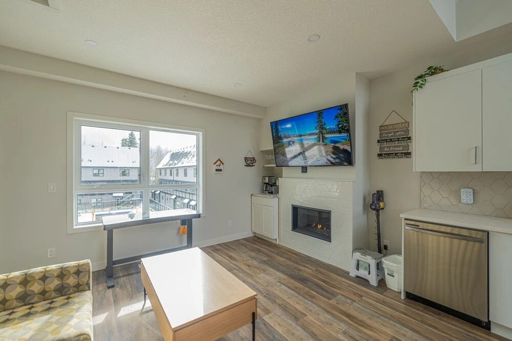 Skyline-Townhouse Combo-AC-Pool-Hot Tub