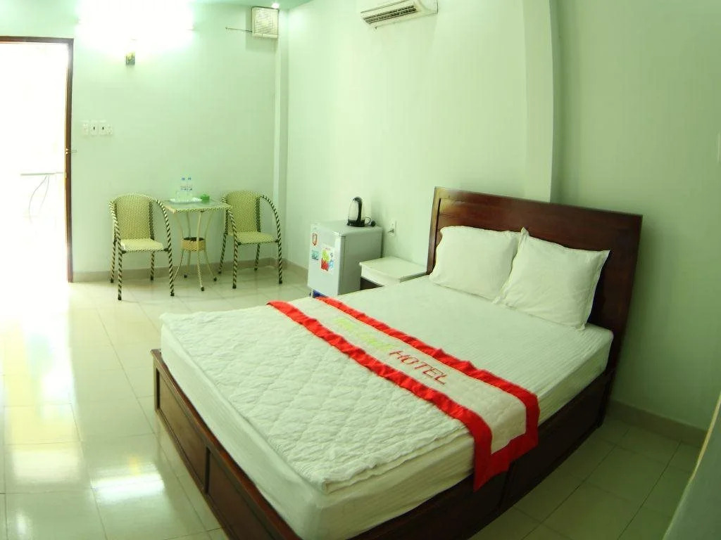 Truc Xanh Hotel