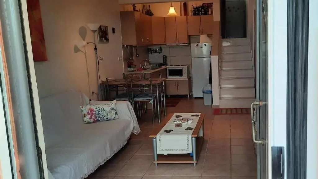 Chara’s family residence with garden for 4 persons KASTROSIKIA - PREVEZA