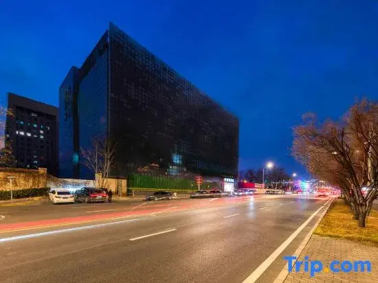 Moli Hotel
