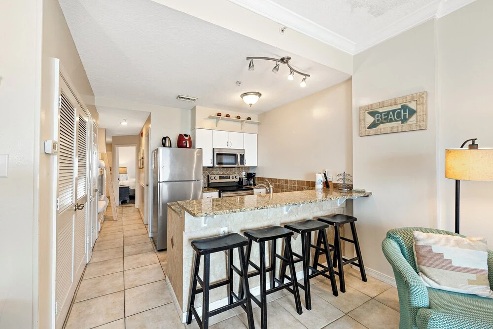 Royal Palms 1303