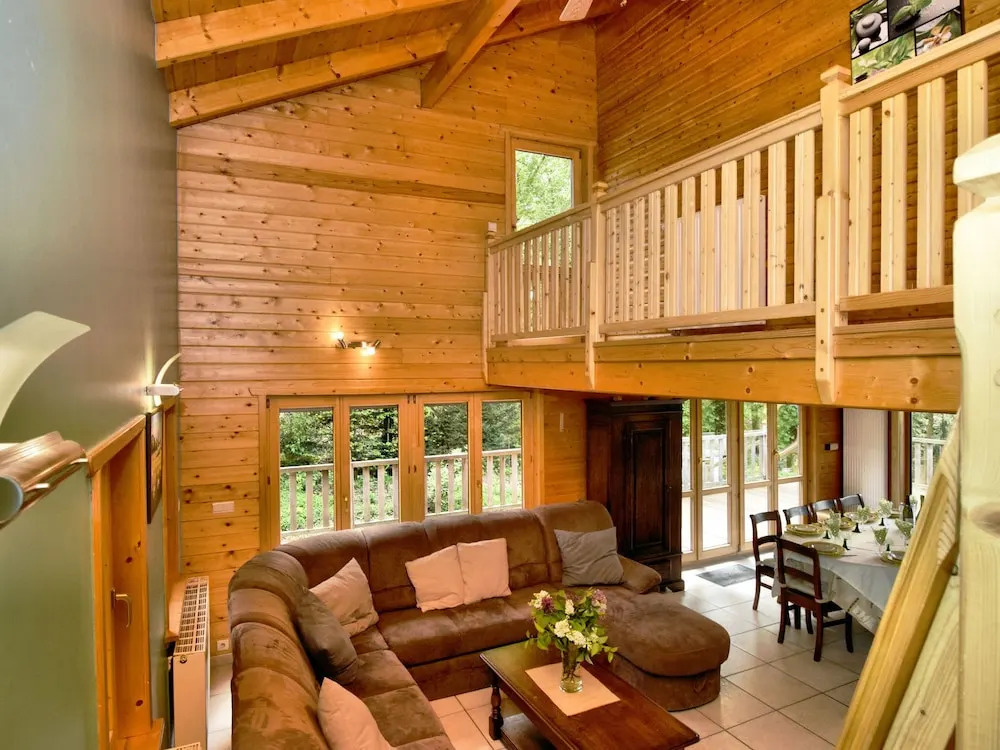 Beautiful Chalet with Sauna near the Forest in Durbuy