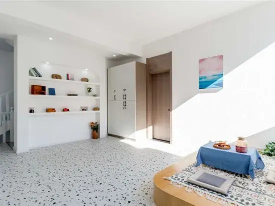 Dali Yeyou Mancao Homestay (Ancient City South Gate Shop)