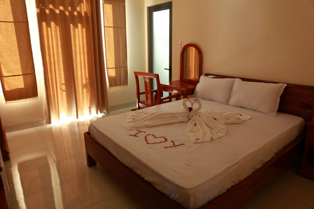 Lien Thong Hotel