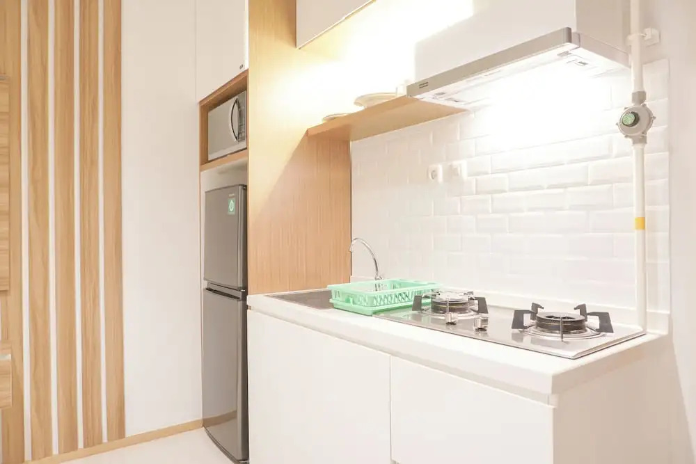 Nice And Comfort 1Br At 25Th Floor Samara Suites Apartment