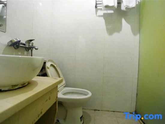 Ningbo Chenglou Guest House