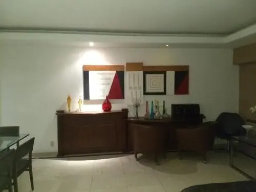 Veras House