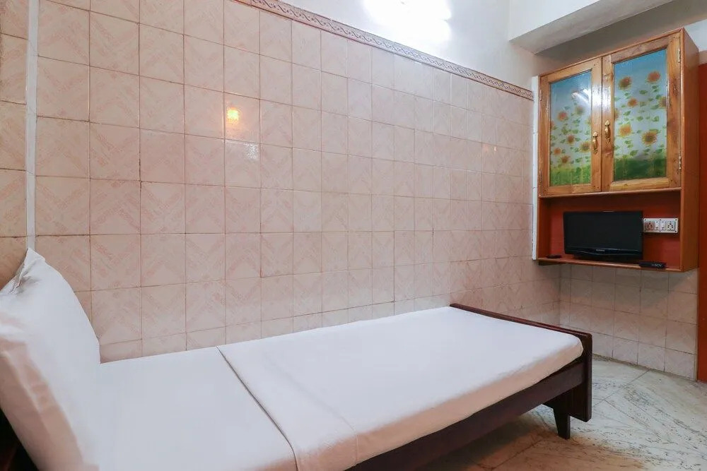 Spot on 27117 Mallika Residency