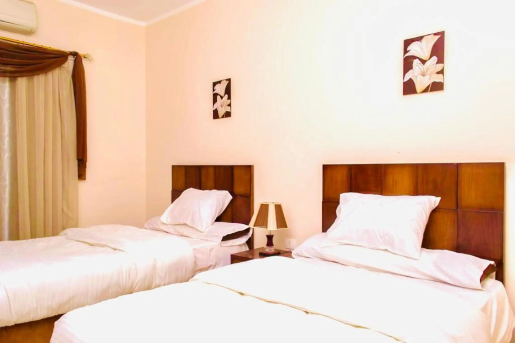 Charbel apartments