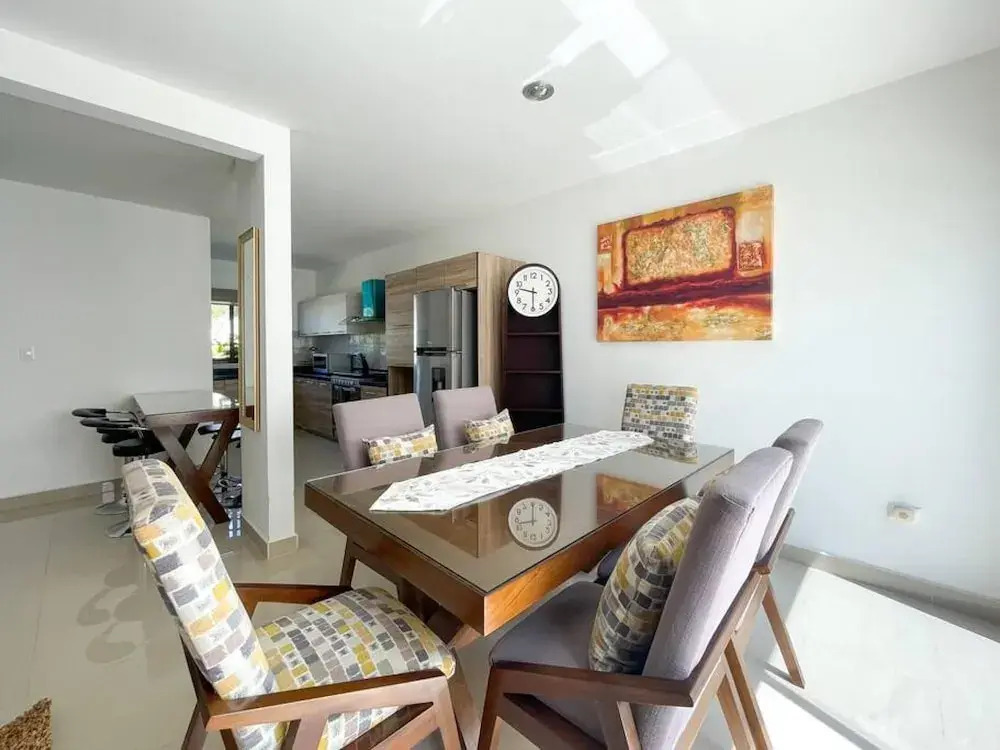 Prime Location House at Cerritos Great Price
