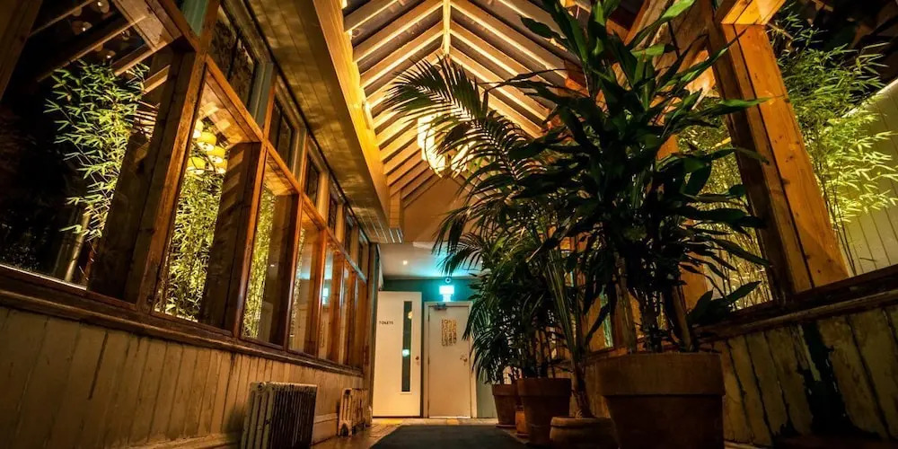 Kellys Hotel