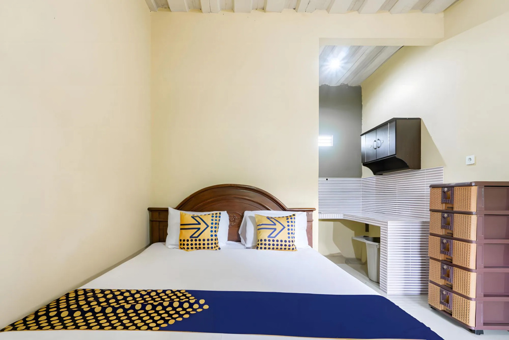 Hotel O Kencana Homestay Syariah Near Masjid AL-BAROKAH Kanyuran