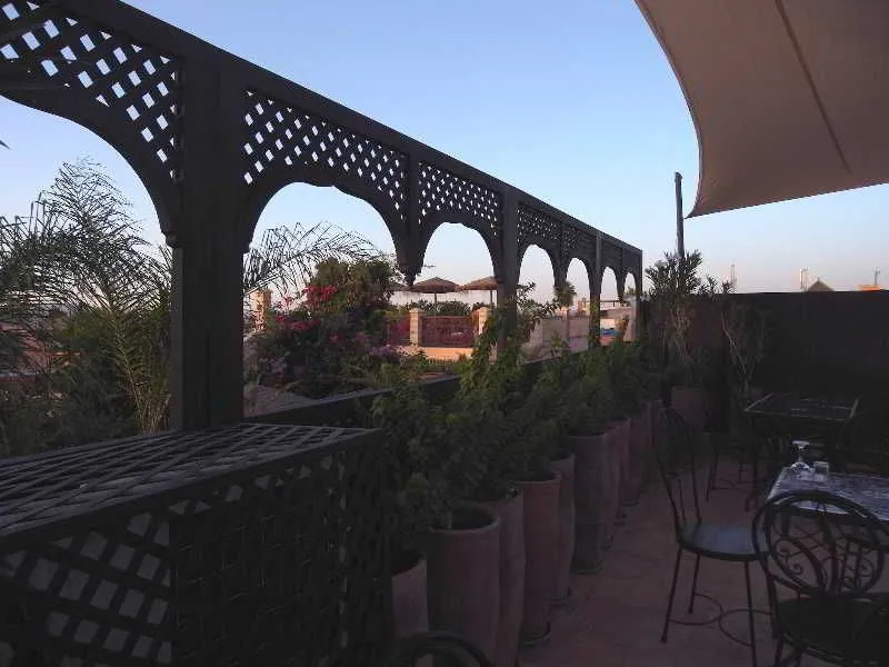 Riad Bazaar Cafe