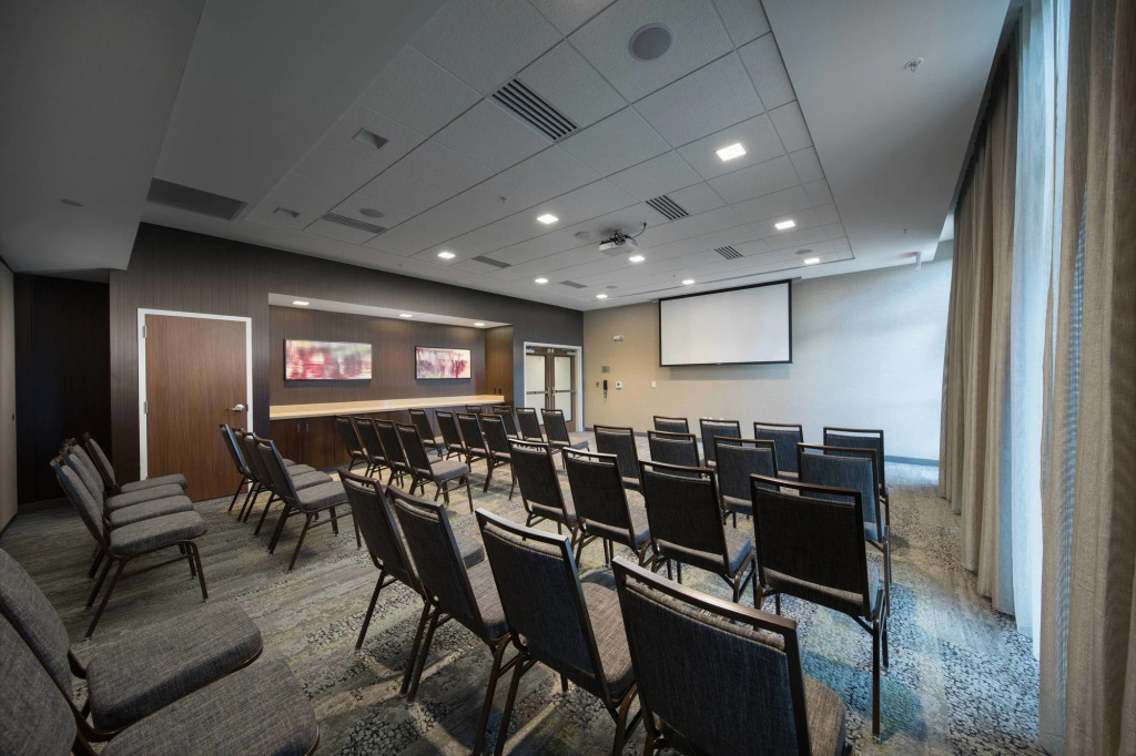 Courtyard by Marriott Russellville