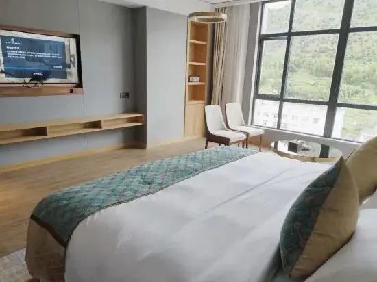 Qing Cao Wan Hotel