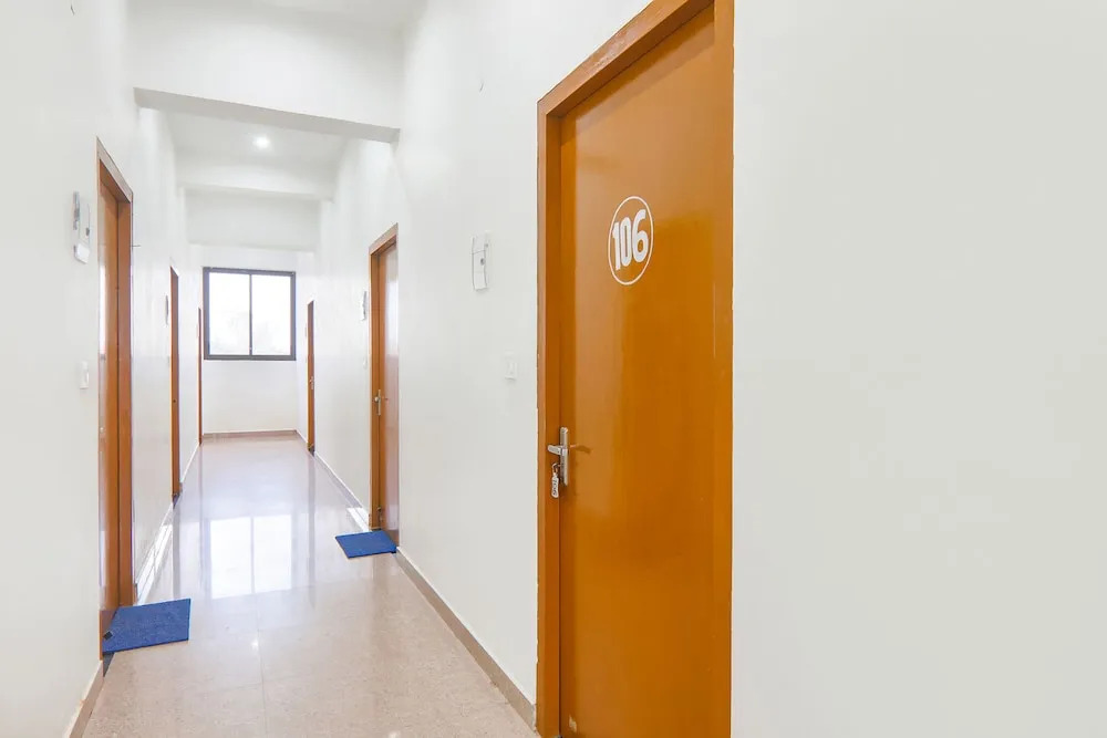 Fabhotel Trayamb