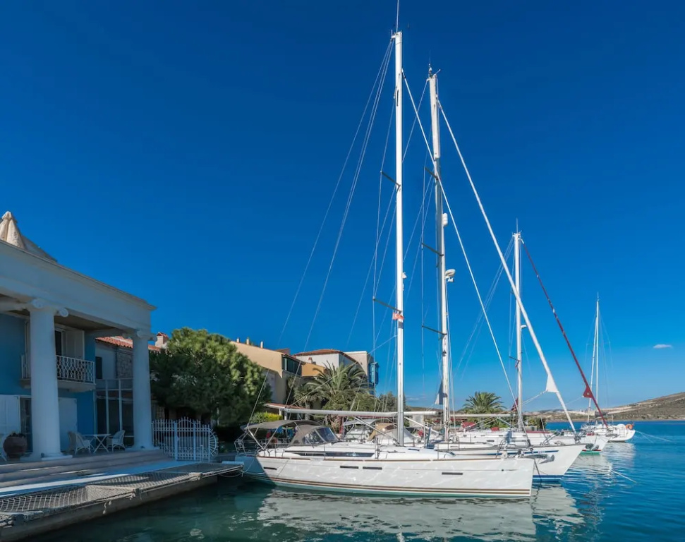 Port Alacati Hotel