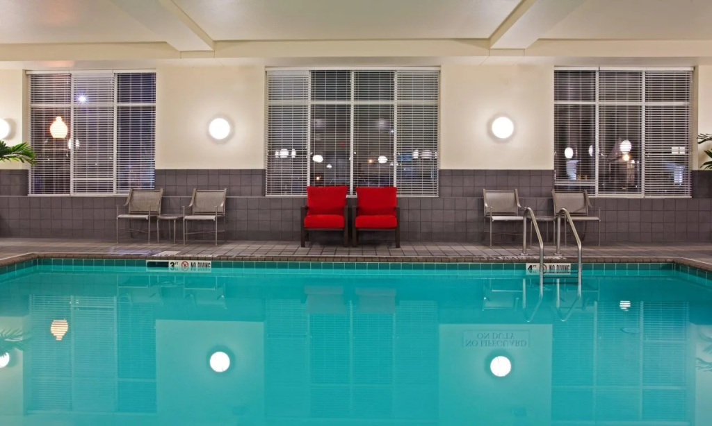 DoubleTree by Hilton Chicago Midway Airport, IL