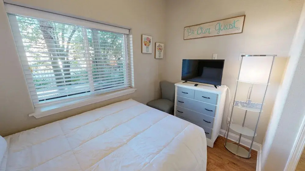 Alerio 103e 2 Bedroom Condo