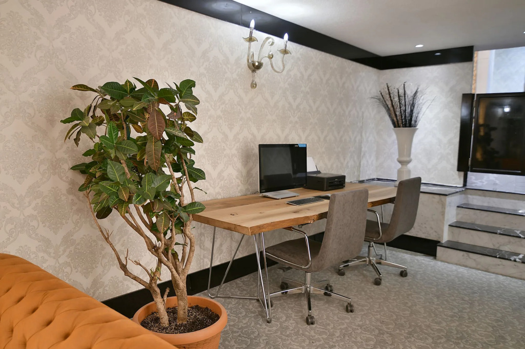 SVEO Business Hotel