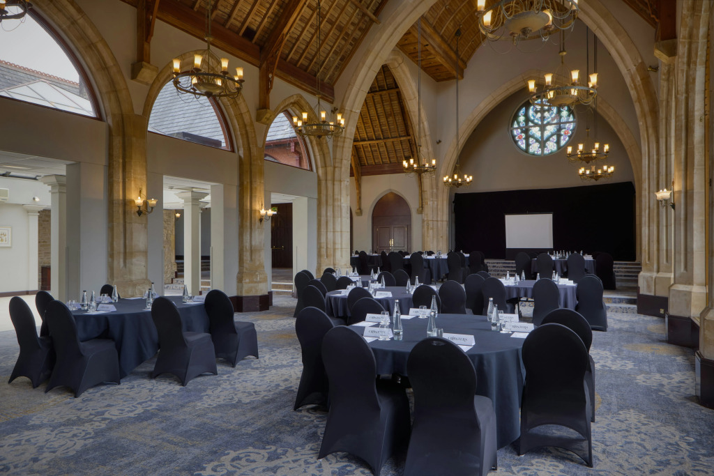 Holiday Inn Bolton Centre by IHG