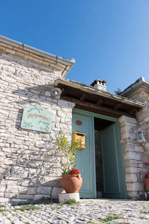Primoula Country Hotel & Spa