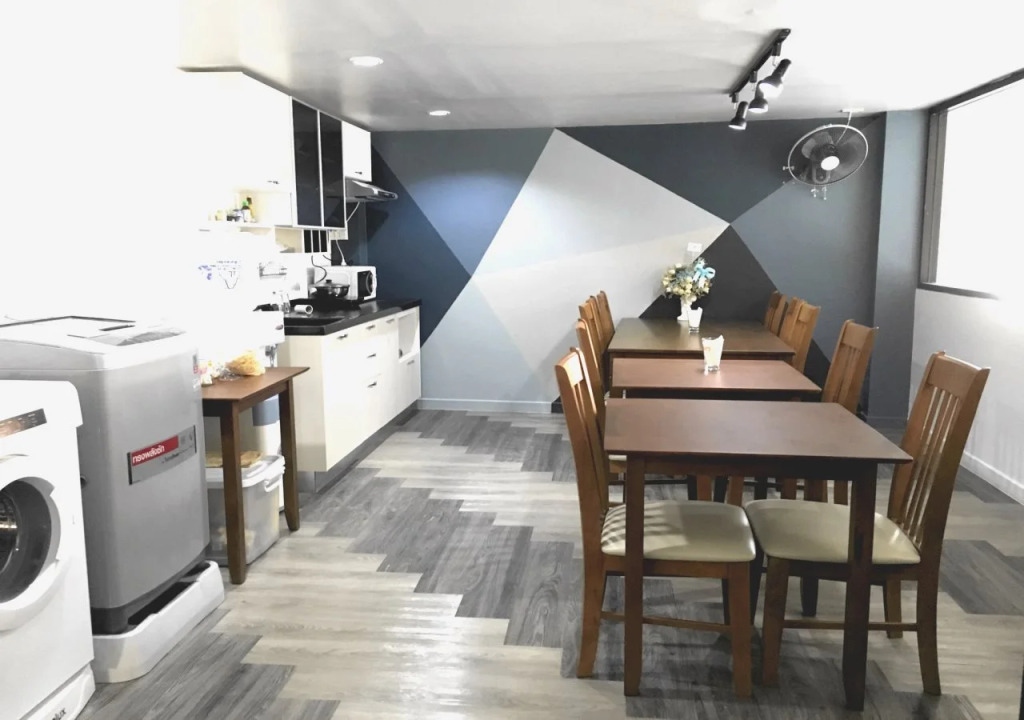 The August Hostel