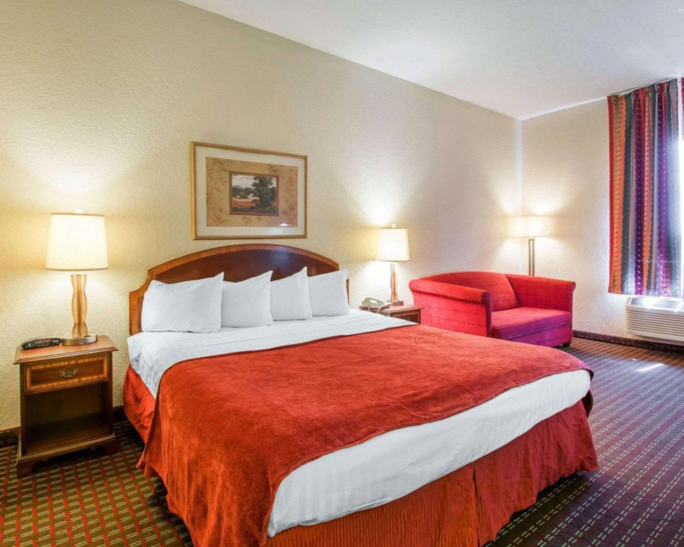 Rodeway Inn Wesley Chapel