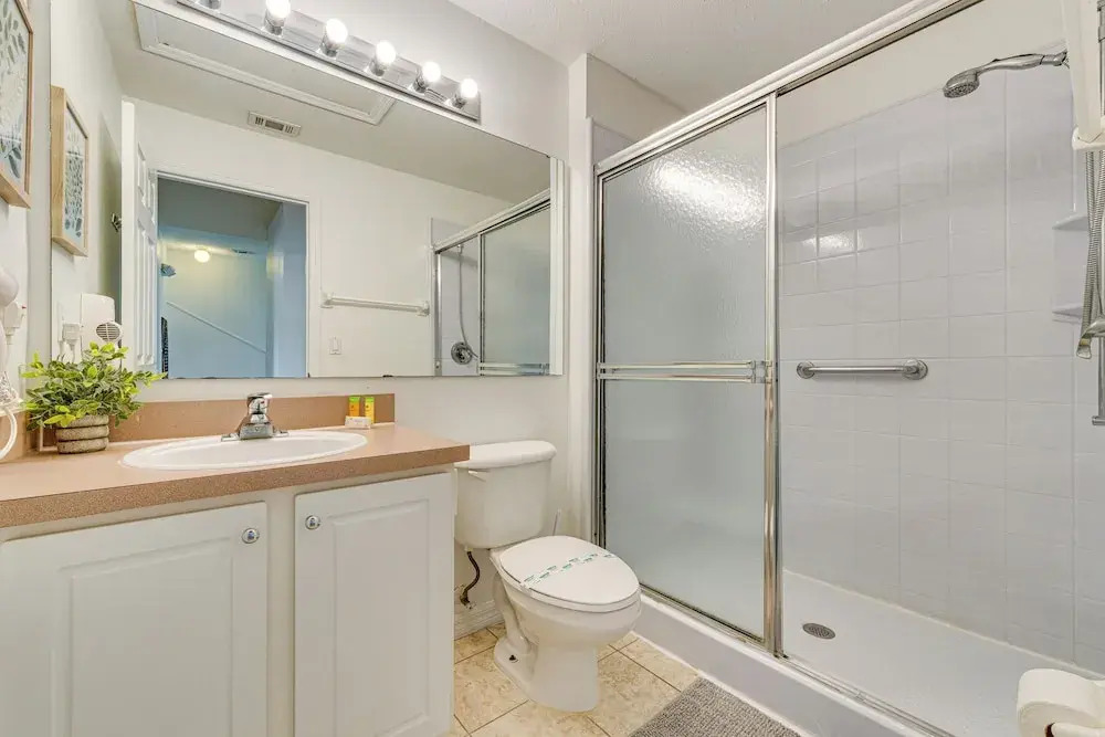 Townhouse in Lake Berkley Resort! 5 Mi to Old Town