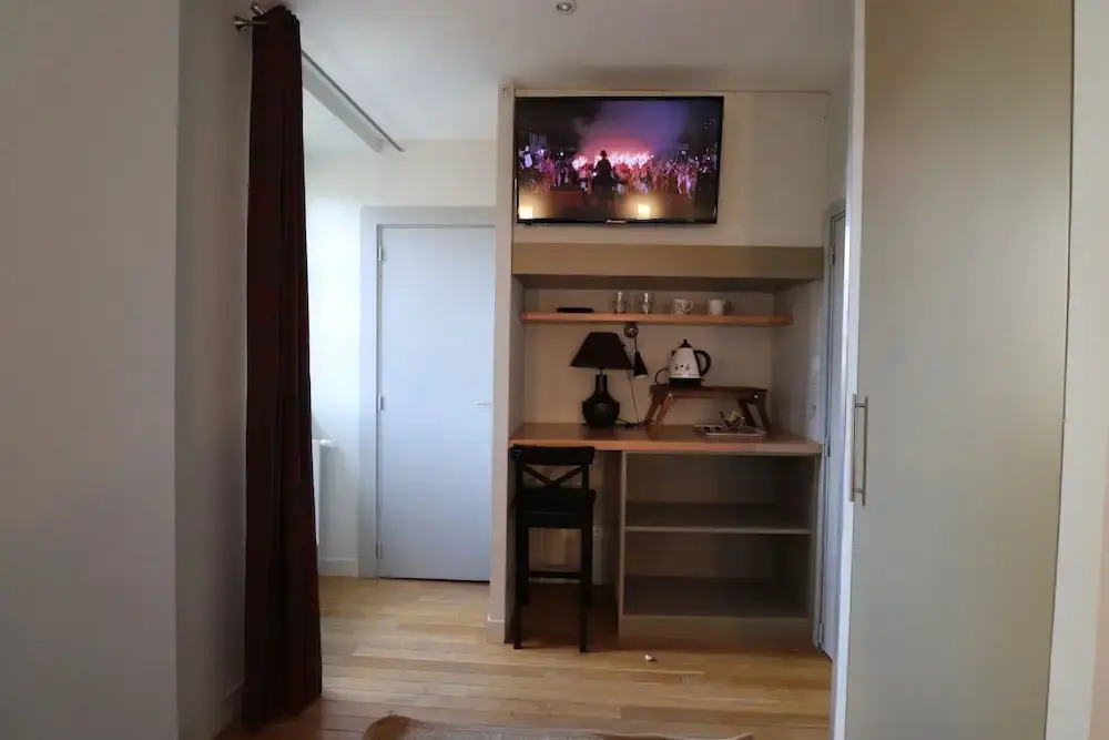 Le Doyenne - Chambres d'Hotes