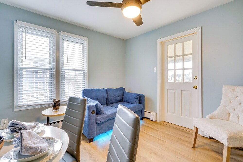 Centrally Located Ocean City Apt < 1 Mi to Beaches