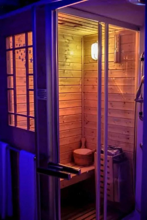 Glamour Wellness Apartments