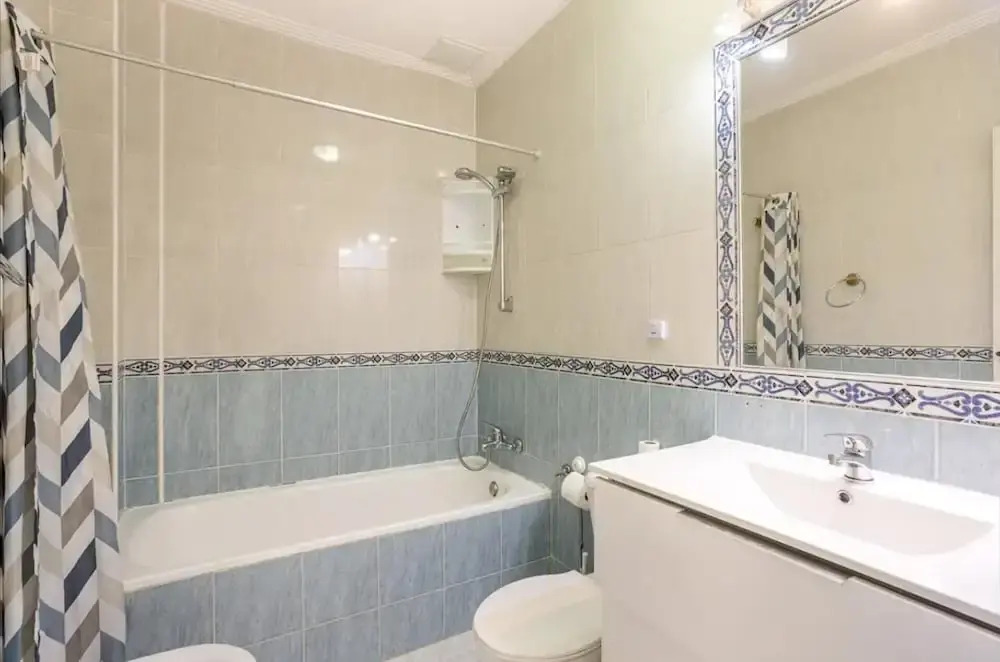 Orihuela Costa, Sleeps 6 With Roof Terrace & Pool