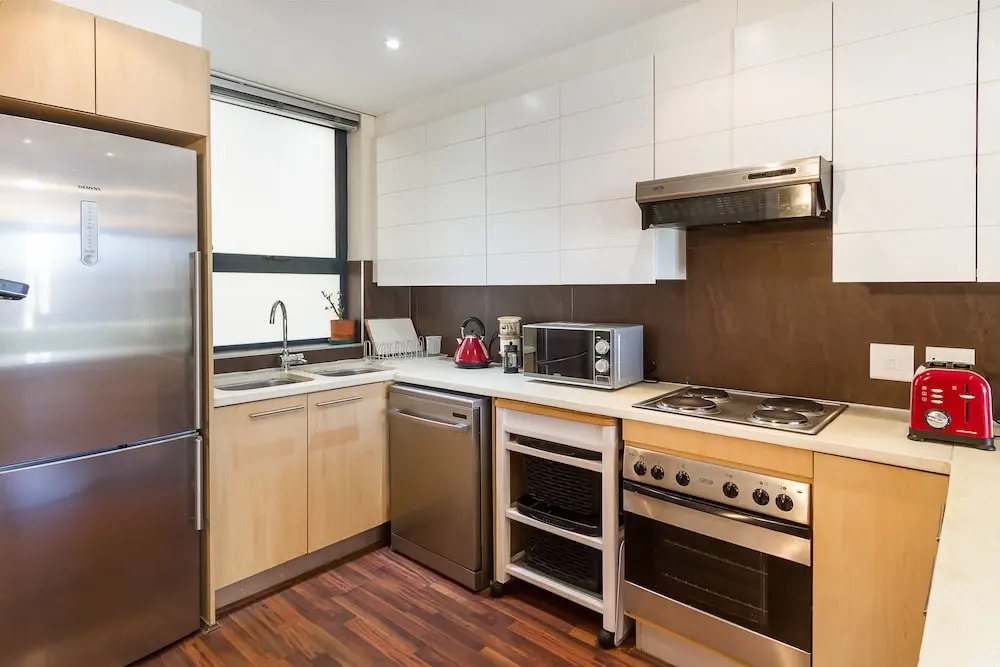 Adderley Terraces J11