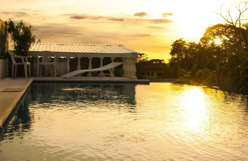 Sol Pacifico Lodge